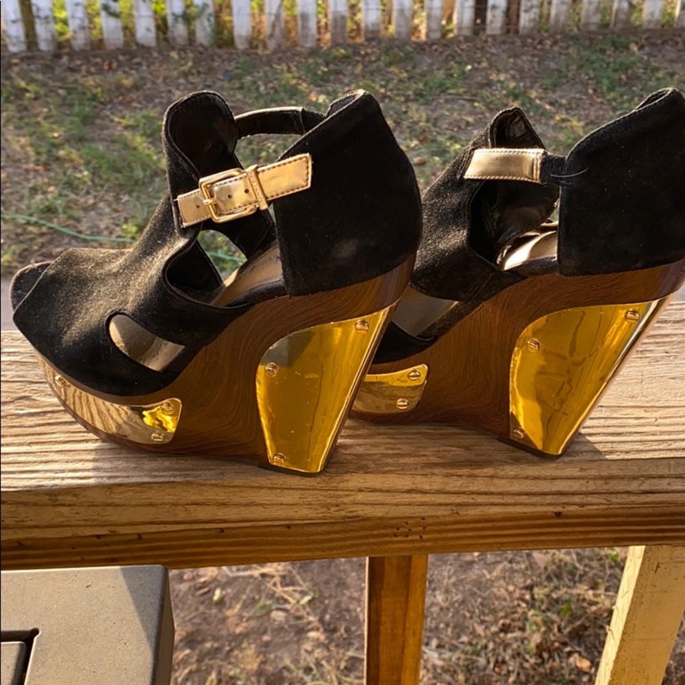 Gianni Binni Wedge heels